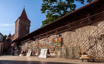 Studia w Krakowie barbakan